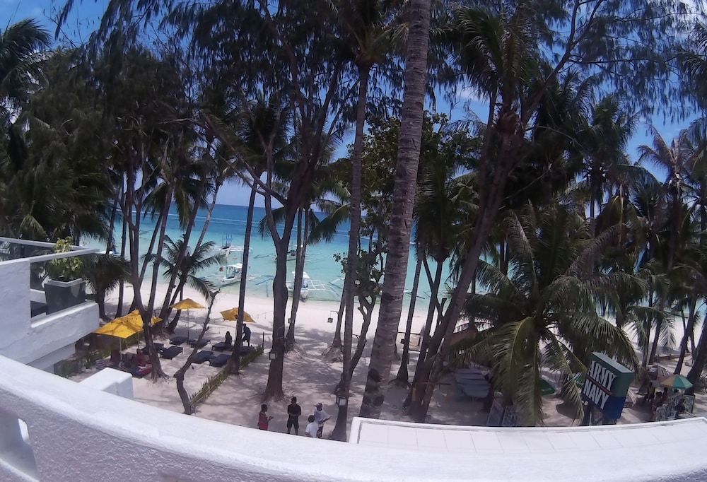 boracay coco huts