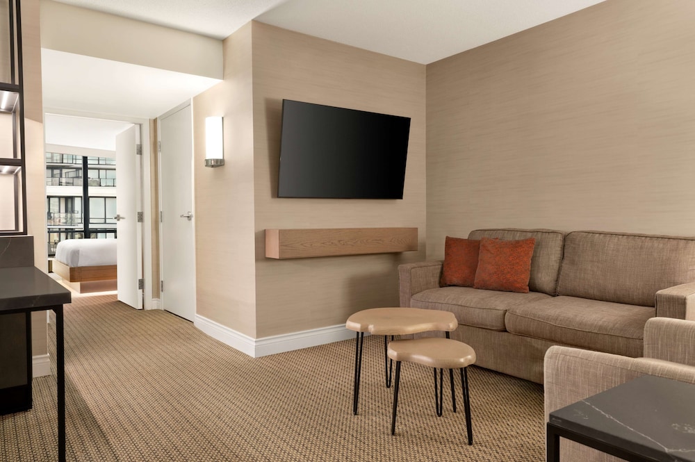 hilton vancouver airport