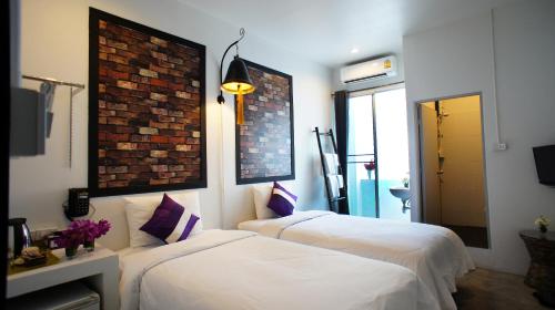 walking street residence