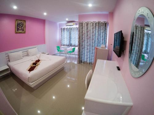 holland resort phuket