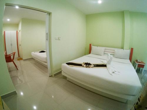 holland resort phuket