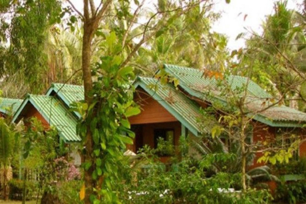 mairood resort