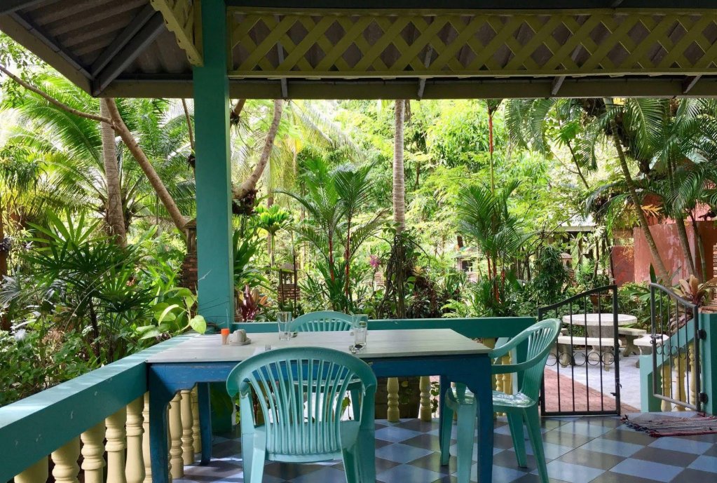 mairood resort