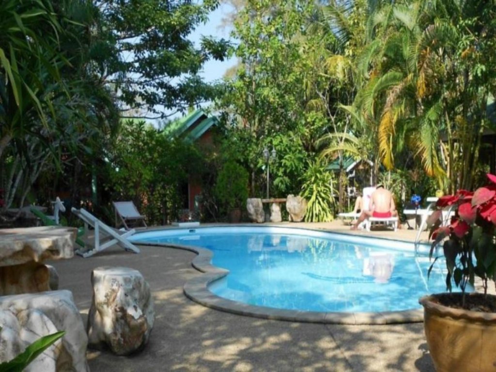 mairood resort
