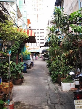 siam journey guesthouse hostel