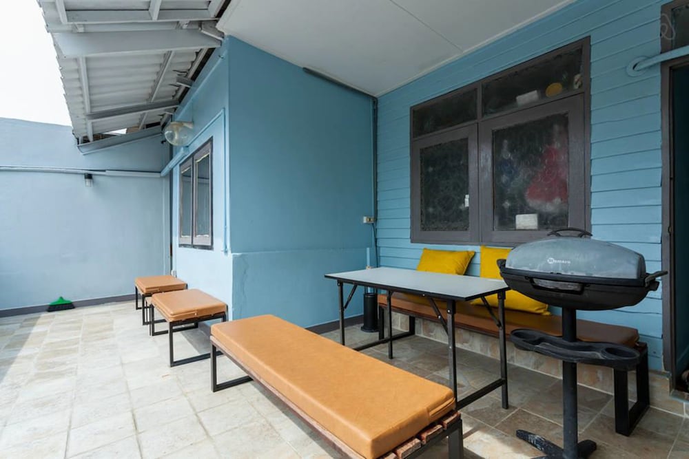 siam journey guesthouse hostel