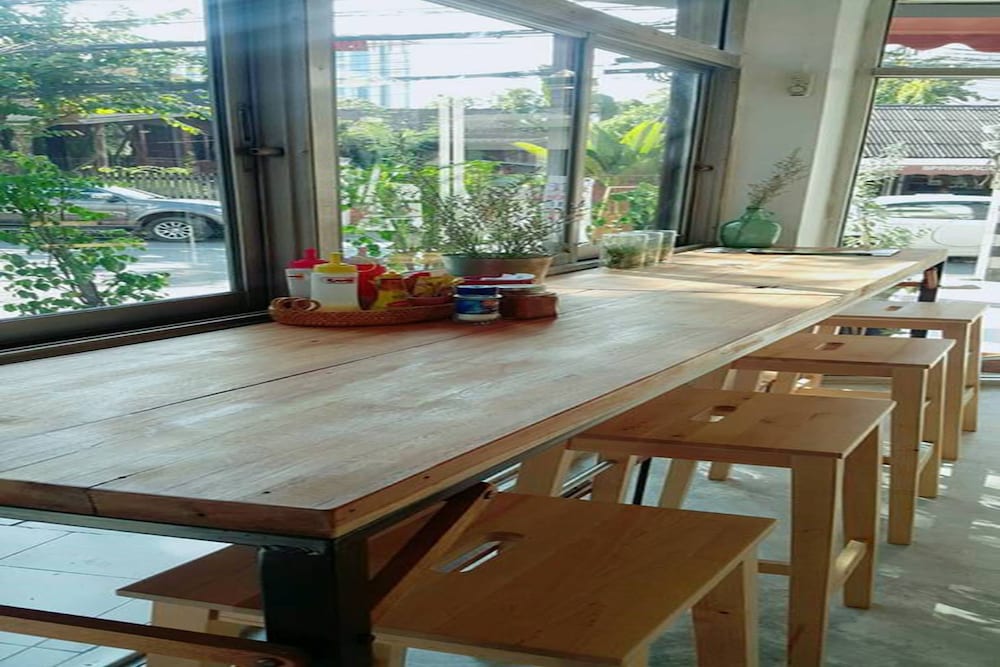 the grace house chiangmai hostel