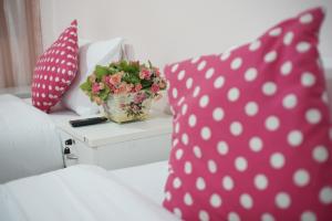 the grace house chiangmai hostel