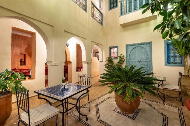 riad lorange bleue