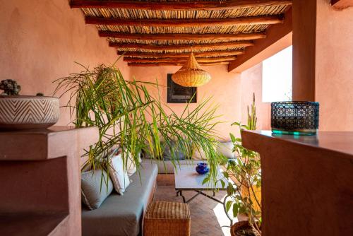 riad lorange bleue