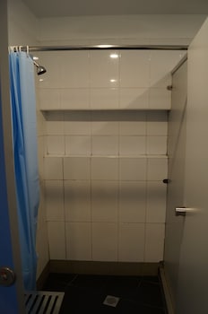 790 on george backpackers