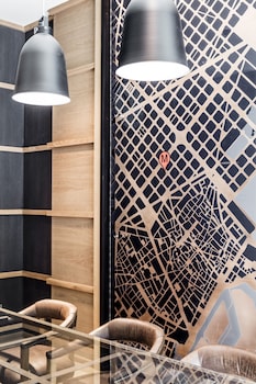 Midtown Apartments,Eixample>>Barcelona,4 star