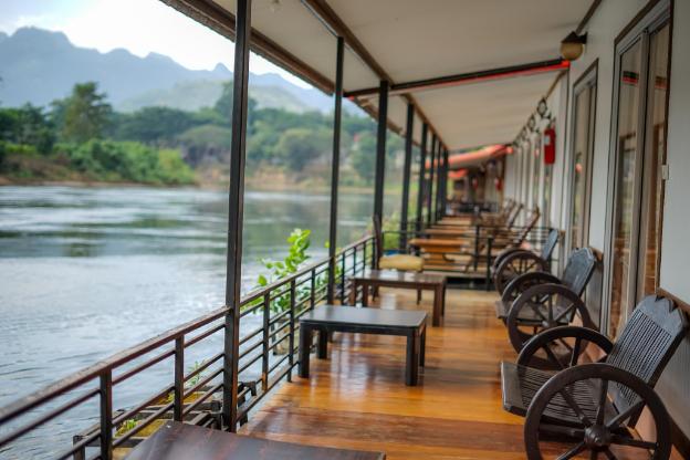 khaothone river view resort