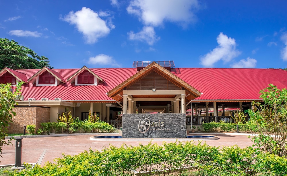 oasis hotel restaurant and spa