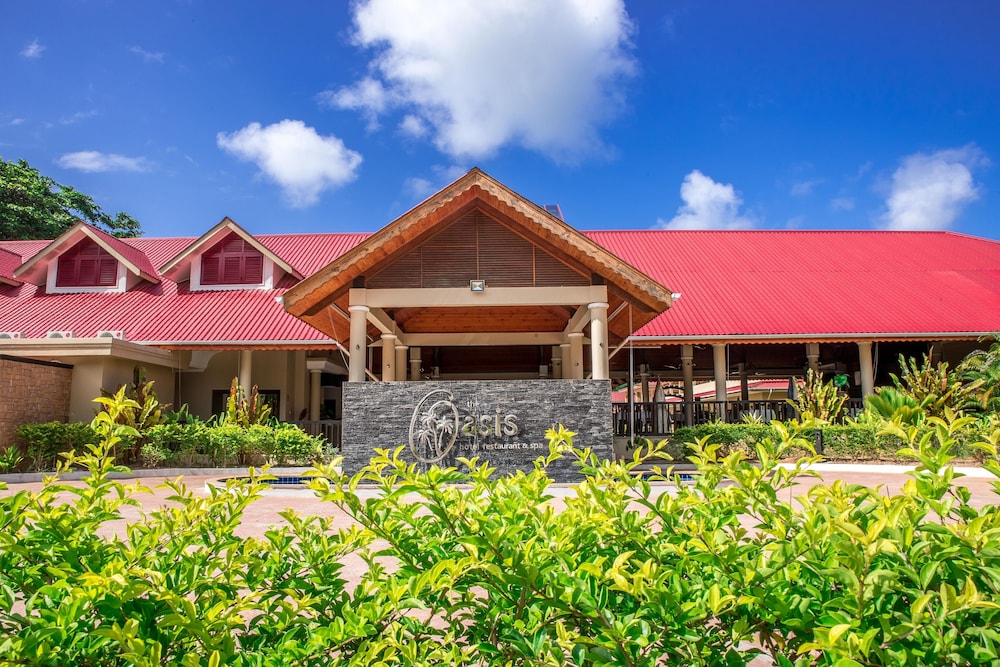 oasis hotel restaurant and spa