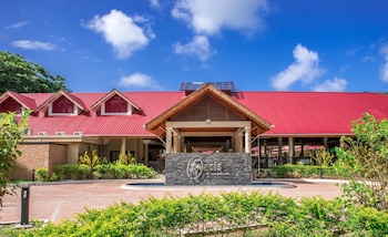 oasis hotel restaurant and spa