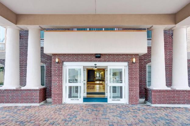 holiday inn express and suites raceland highway