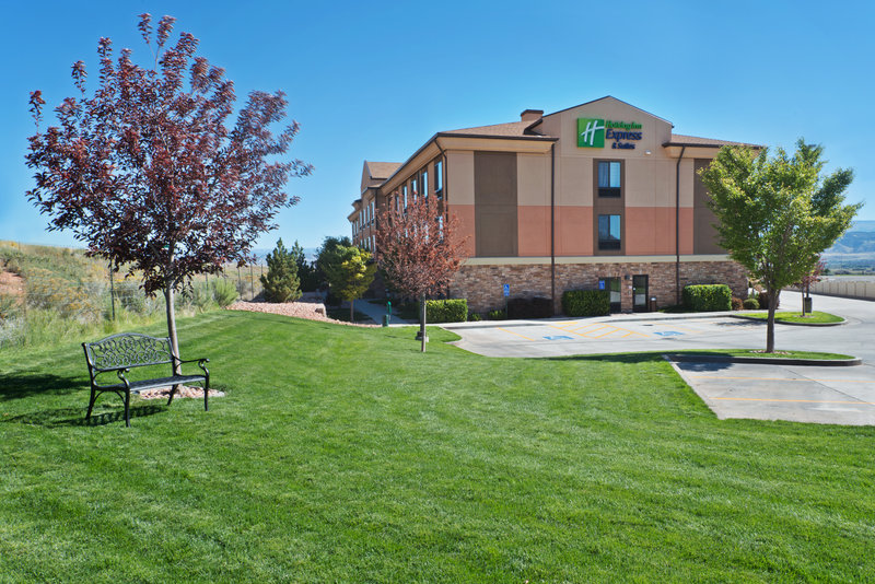 holiday inn express hotel and suites richfield an ihg hotel