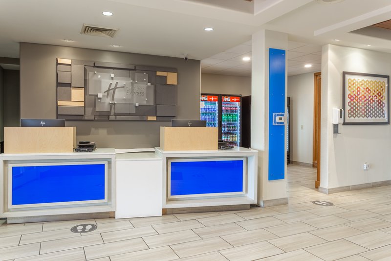 holiday inn express rockford loves park