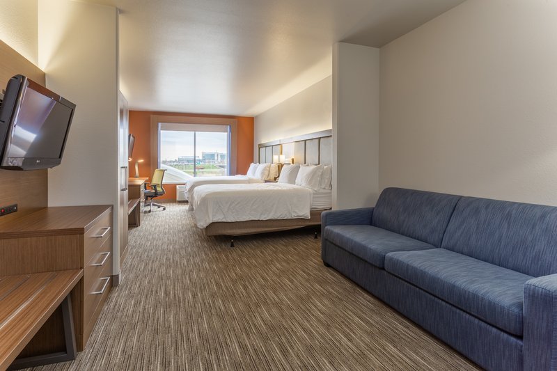 holiday inn express rockford loves park