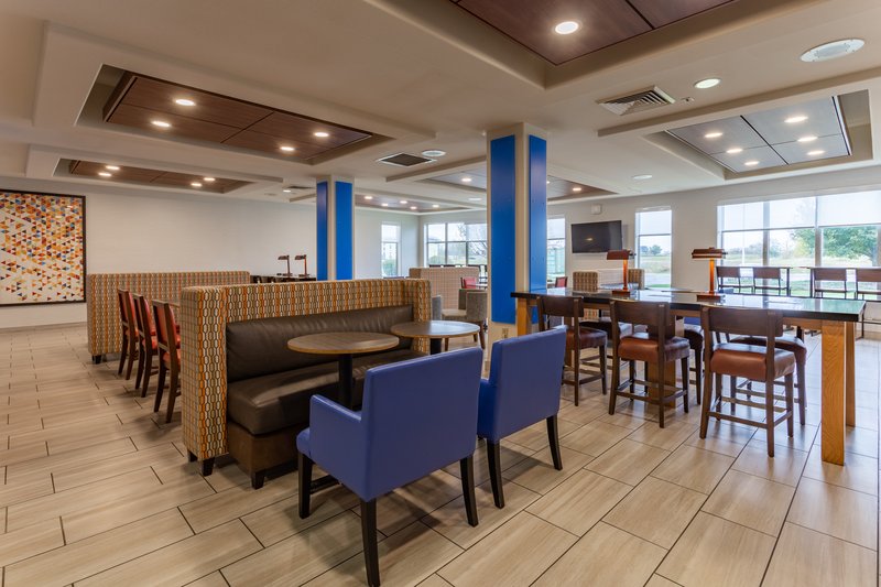 holiday inn express rockford loves park