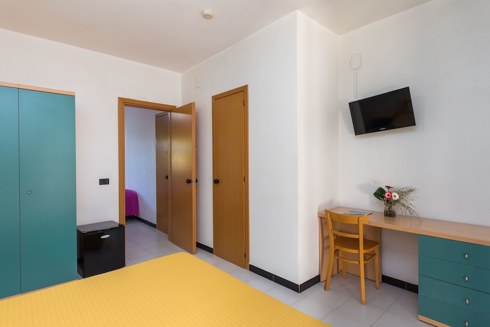 cala corvino hotel resort