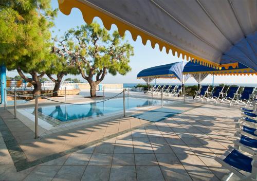 cala corvino hotel resort