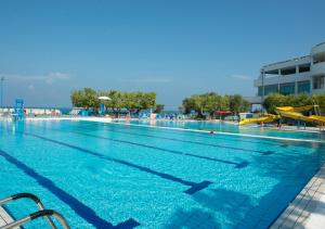 cala corvino hotel resort