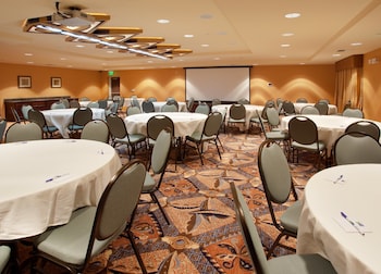 Holiday Inn Express & Suites Sacramento Ne Cal Expo,California>>Arden-Arcade,3 star