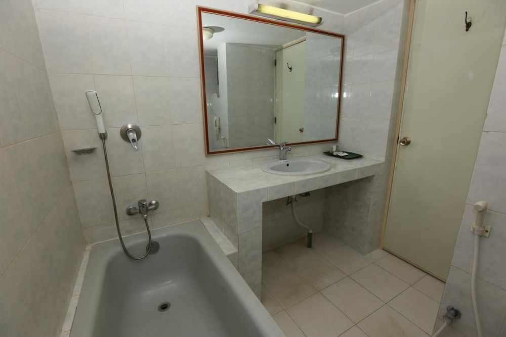 hotel eastern residence