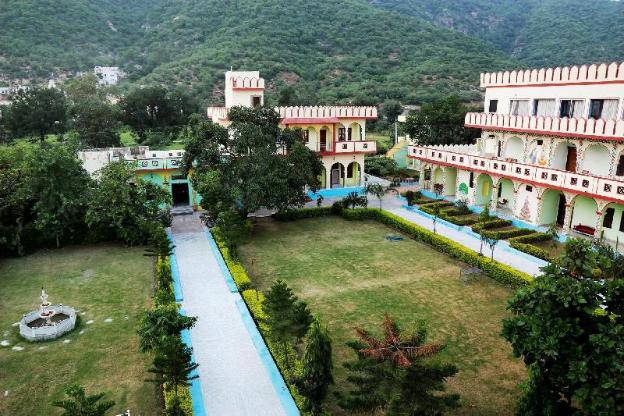 hotel pushkar heritage