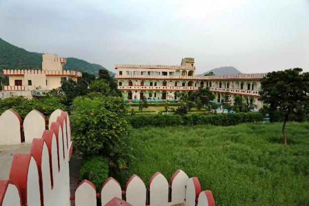 hotel pushkar heritage