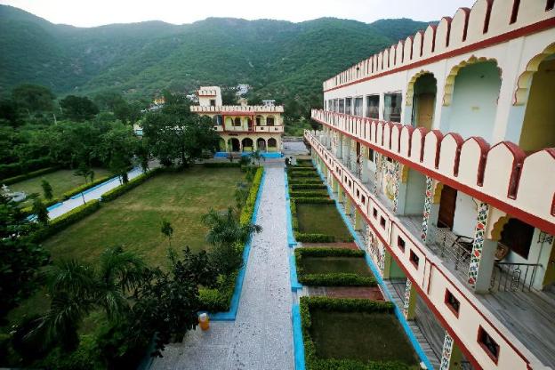hotel pushkar heritage