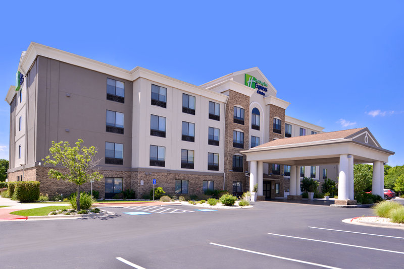 Holiday Inn Express Hotel & Suites Selma, An Ihg Hotel