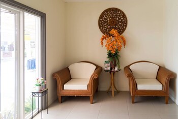 lotus suite hua hin