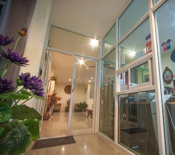 Lotus Suite Hua Hin,Hua Hin>>Cha-Am,3 star