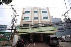 oyo 210 apple tree suites