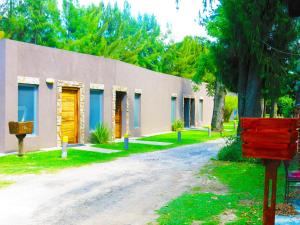 los platanos cabanas and suites