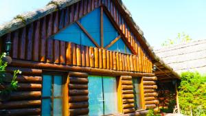 los platanos cabanas and suites