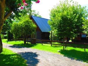 los platanos cabanas and suites