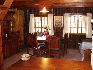 los platanos cabanas and suites