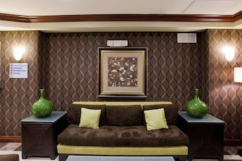 Holiday Inn Express Hotel & Suites Woodland Hills By Ihg,Woodland Hills>>Los Angeles,3 star