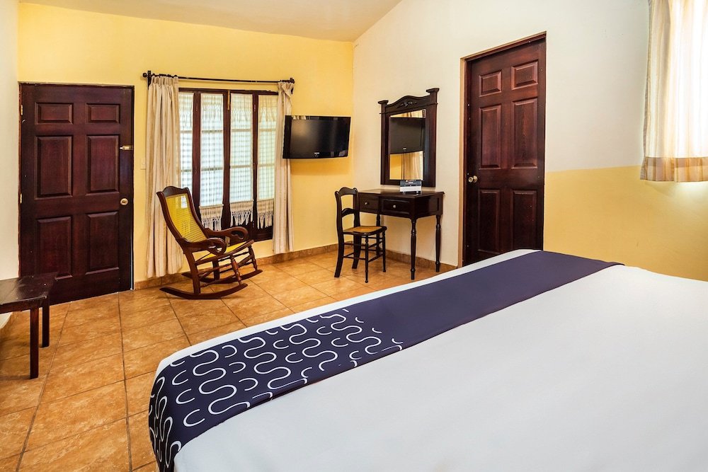 hostal el patio