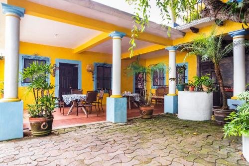 hostal el patio