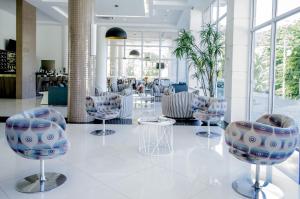 porto marina mont blanc resort