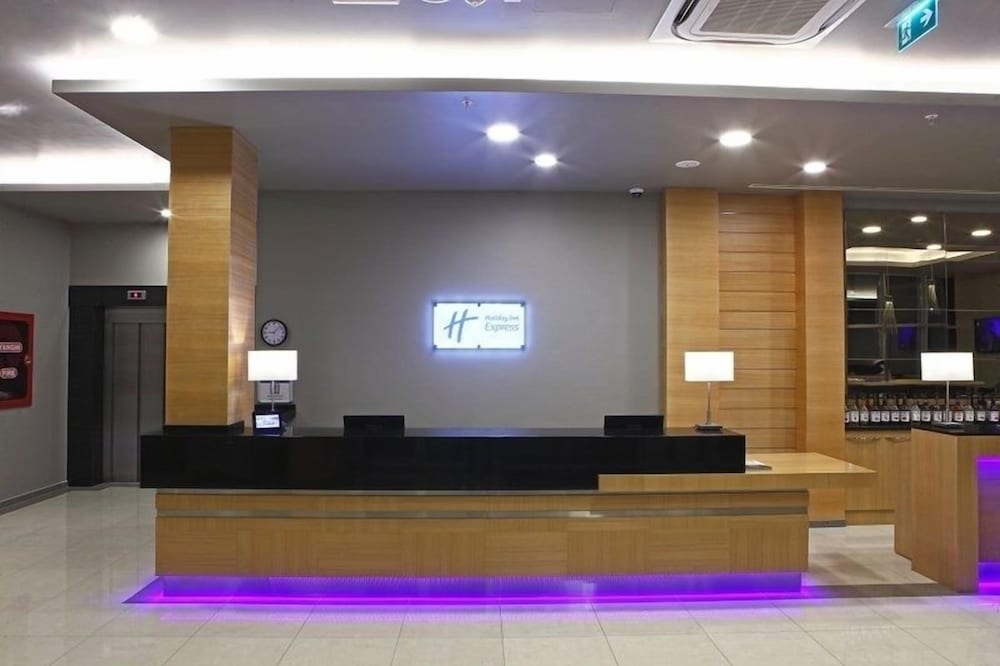 holiday inn express manisa west by ihg