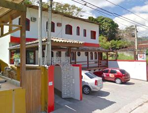 pousada chale suisso