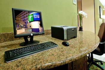 Holiday Inn Express Richmond Downtown By Ihg,Virginia>>Richmond,3 star