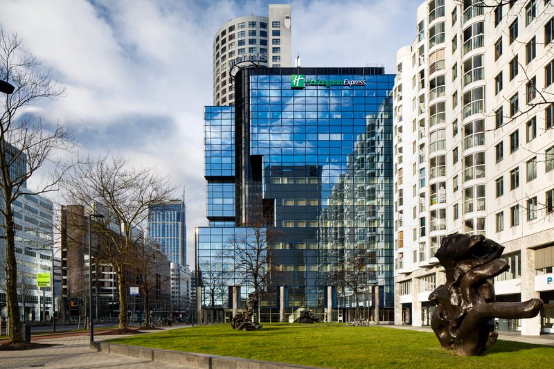 holiday inn express rotterdam central station an ihg hotel