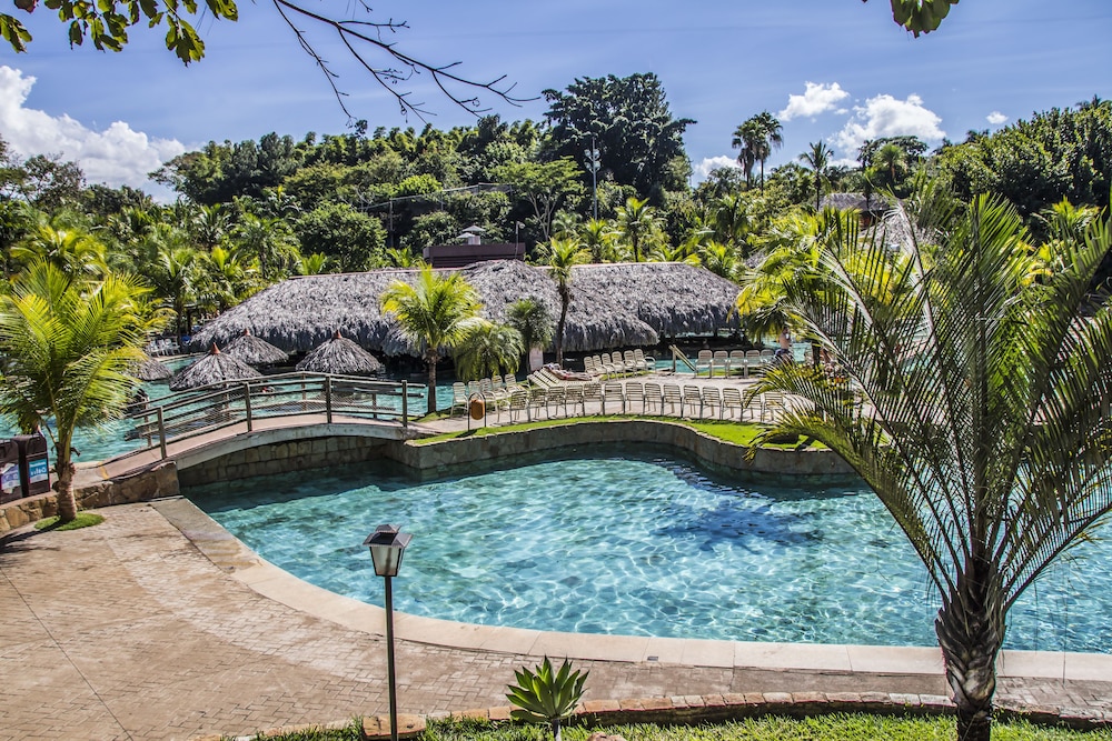 rio quente resorts cristal resort